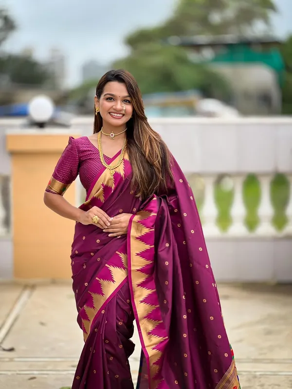 WoMensilk_Blend_Paithani_Saree_With_Unstitched_Blouse_Piece