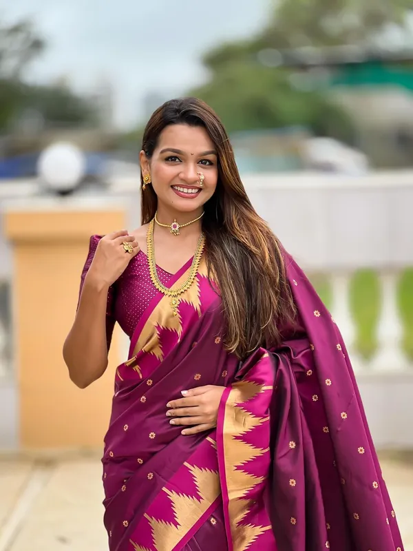 WoMensilk_Blend_Paithani_Saree_With_Unstitched_Blouse_Piece