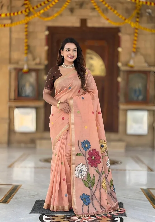 Women_Linen_Blend_Saree_With_Blouse_Piece
