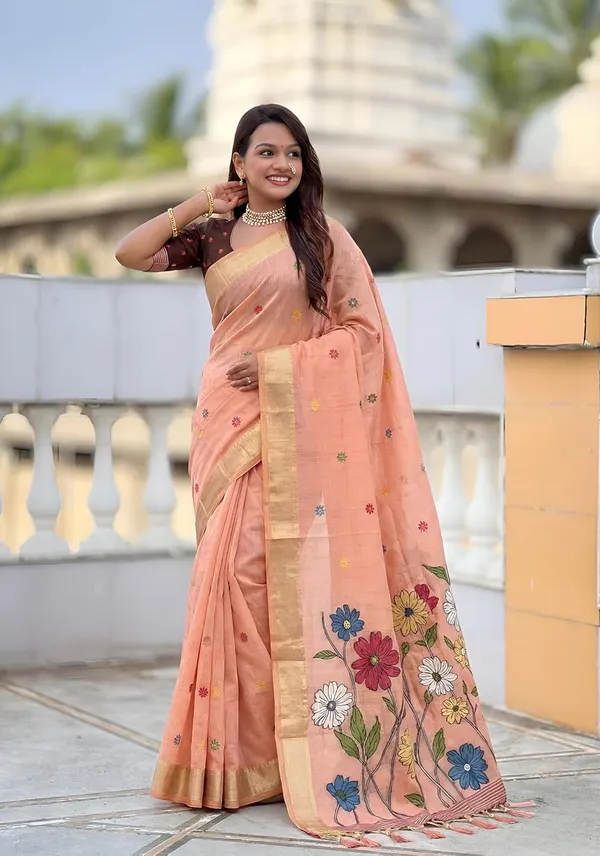 Women_Linen_Blend_Saree_With_Blouse_Piece
