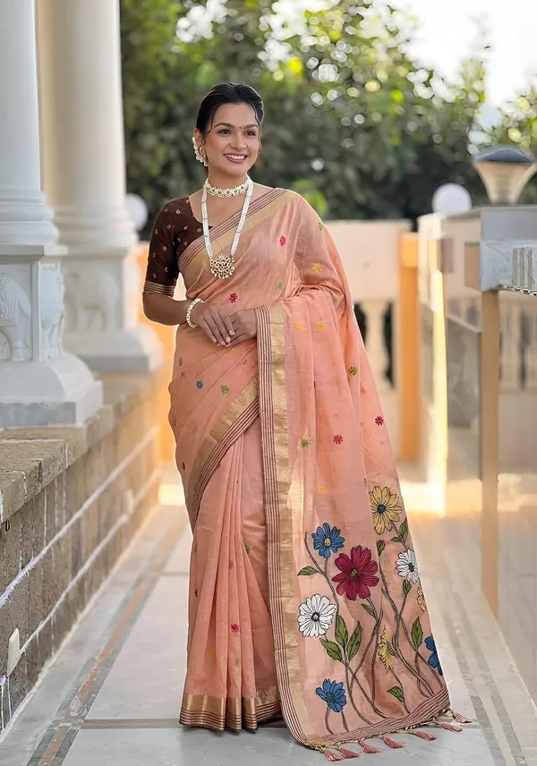 Women_Linen_Blend_Saree_With_Blouse_Piece