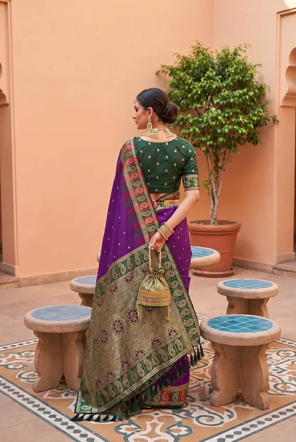Banarasi_Silk_Saree_With_Blouse_Piece