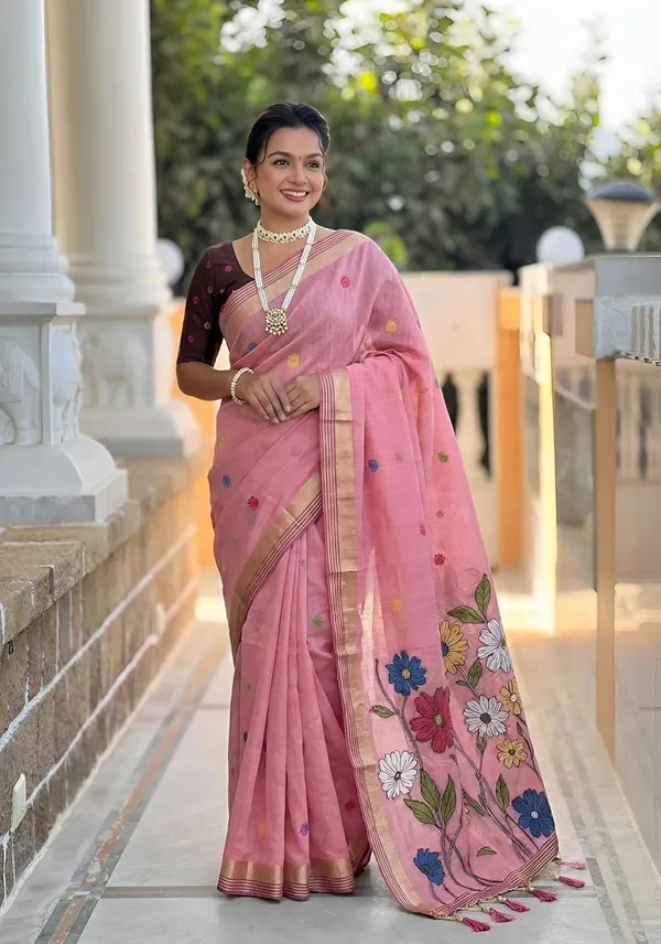 Women_Linen_Blend_Saree_With_Blouse_Piece