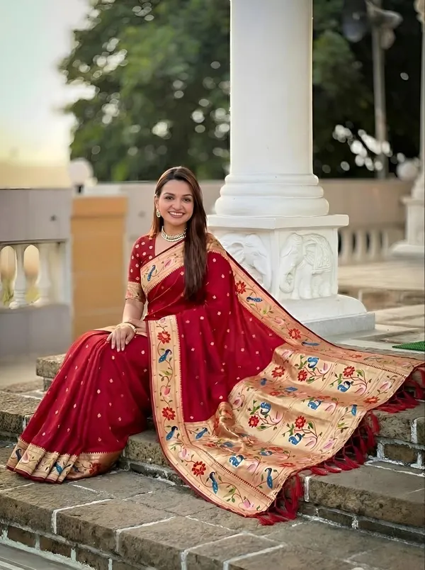 Paithani_Silk_Saree_With_Blouse_Piece