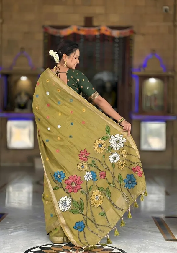 Linen_Blend_Saree_With_Blouse_Piece