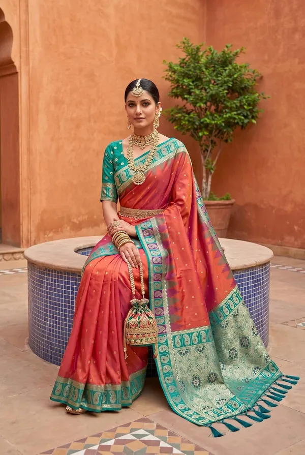 Banarasi_Silk_Saree_With_Blouse_Piece