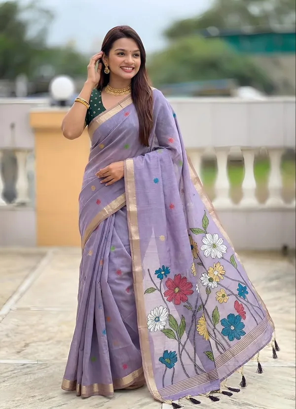Women_Linen_Blend_Saree_With_Blouse_Piece