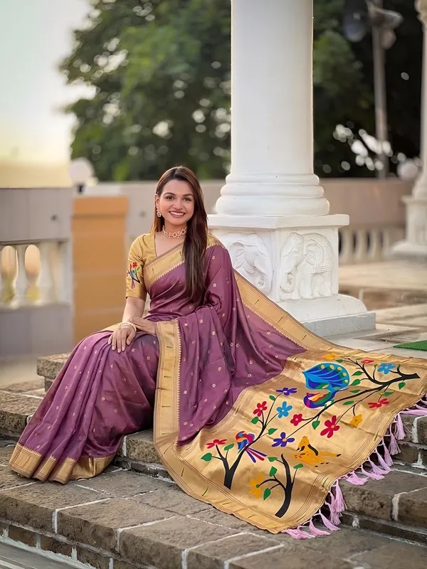 Paithani_Silk_Saree_With_Blouse_Piece