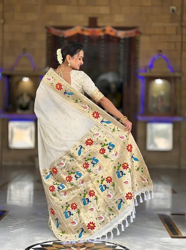 Paithani_Silk_Saree_With_Blouse_Piece