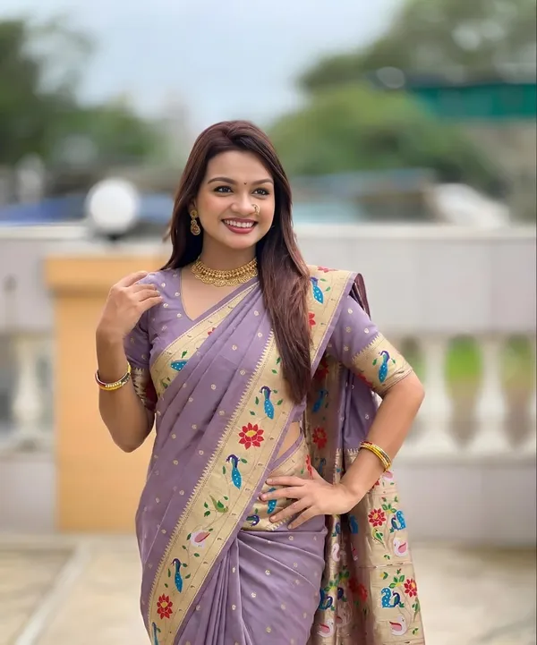 Paithani_Silk_Saree_With_Blouse_Piece