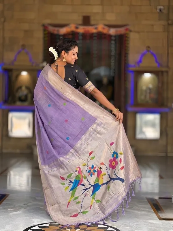 Women_Cotton_Silk_Saree_With_Unstitched_Blouse_Piece
