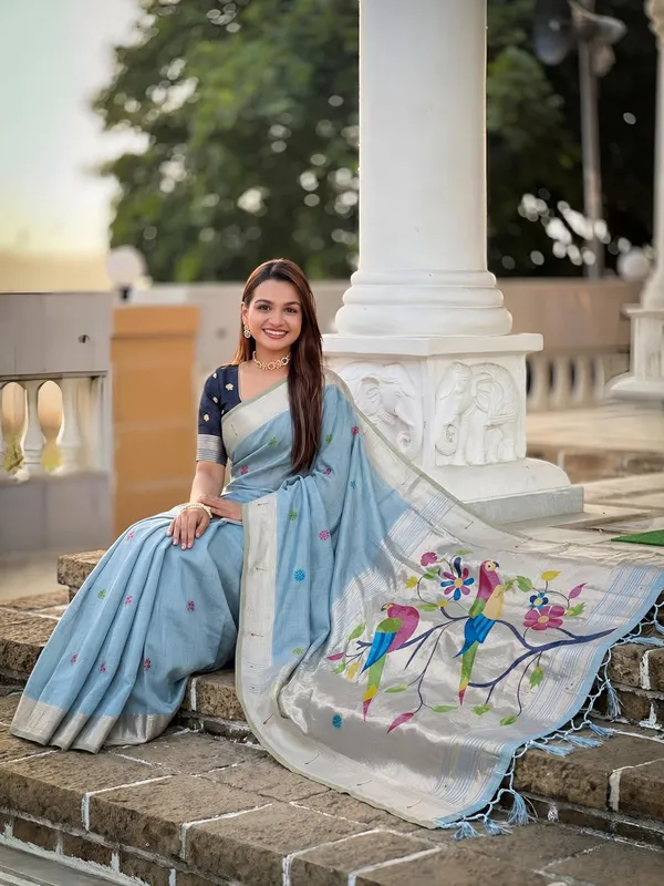 Women_Cotton_Silk_Saree_With_Unstitched_Blouse_Piece