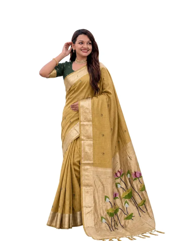 Cotton_Saree_With_Lotus_Floral_Design