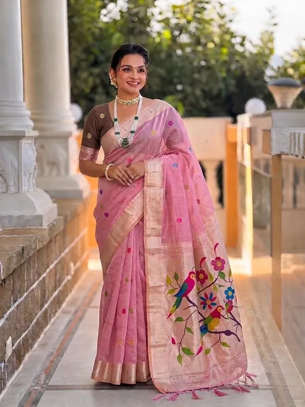 Women_Cotton_Silk_Saree_With_Unstitched_Blouse_Piece