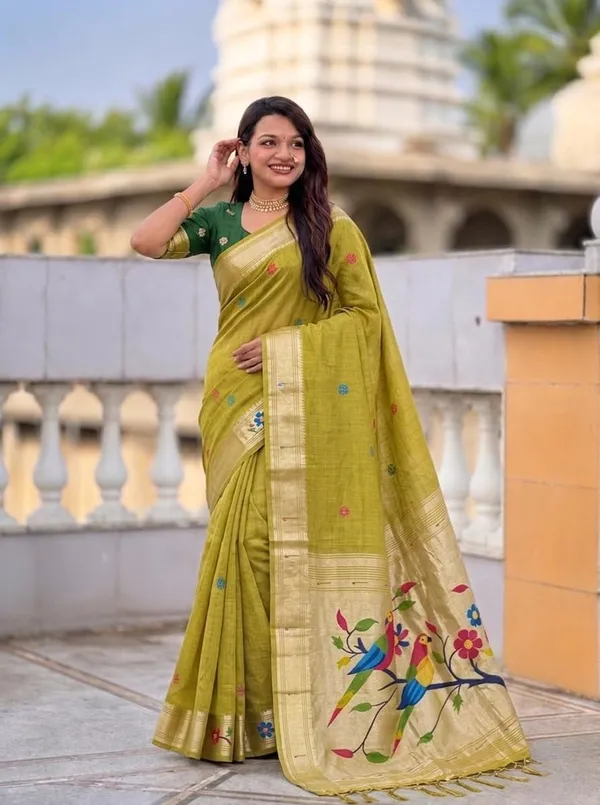 Women_Cotton_Silk_Saree_With_Unstitched_Blouse_Piece