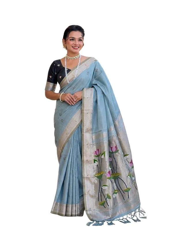 Cotton_Saree_With_Lotus_Floral_Design
