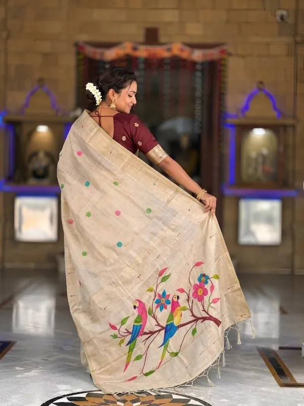 Women_Cotton_Silk_Saree_With_Blouse_Piece