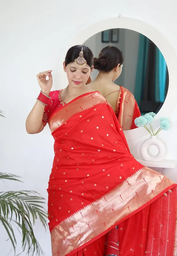Paithani_Silk_Saree_With_Unstitched_Blouse