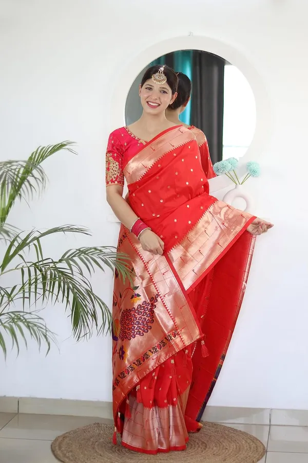Paithani_Silk_Saree_With_Unstitched_Blouse