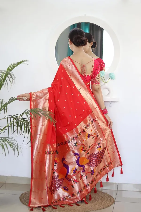 Paithani_Silk_Saree_With_Unstitched_Blouse