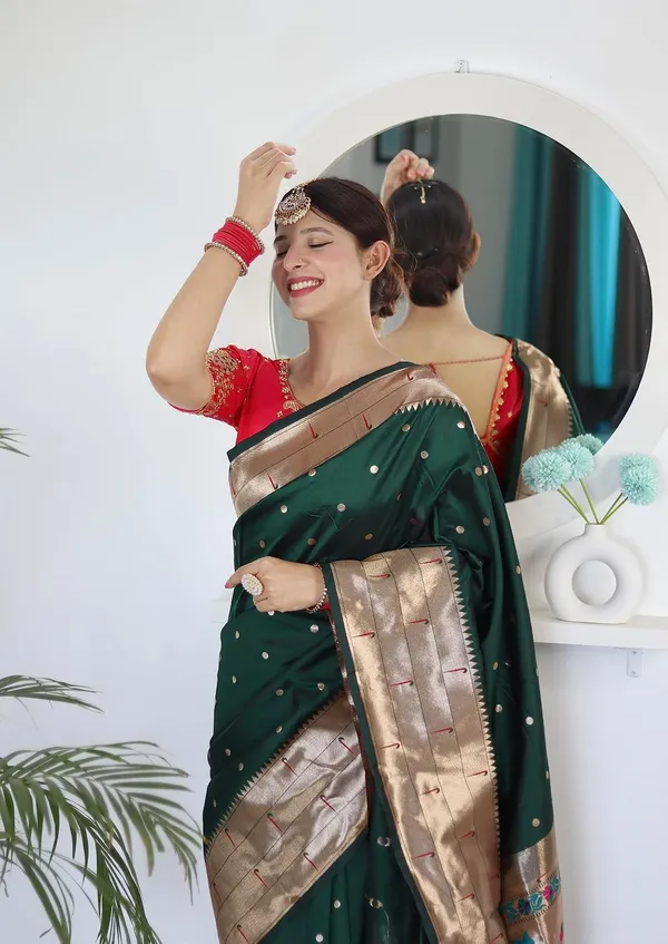 Women_Paithani_Silk_Saree_With_Unstitched_Blouse_Piece