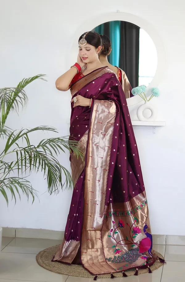 Women_Paithani_Silk_Saree_With_Unstitched_Blouse_Piece
