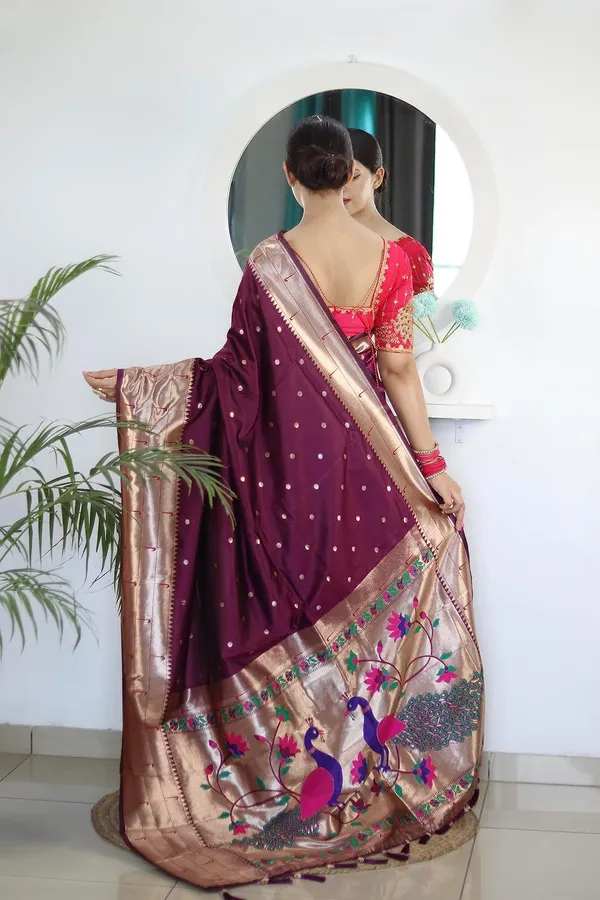 Women_Paithani_Silk_Saree_With_Unstitched_Blouse_Piece