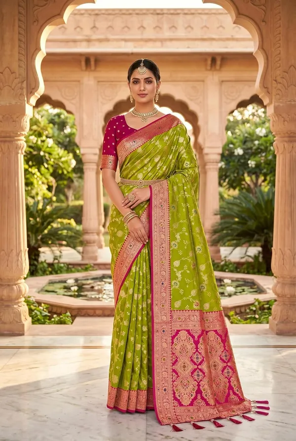 Banarasi_Silk_Saree_With_Blouse_Piece