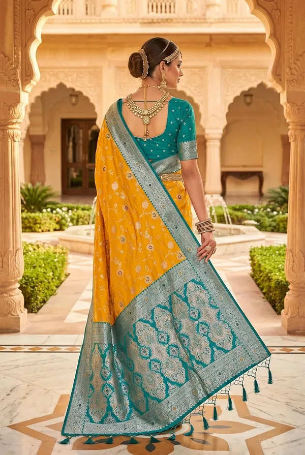Banarasi_Silk_Saree_With_Blouse_Piece
