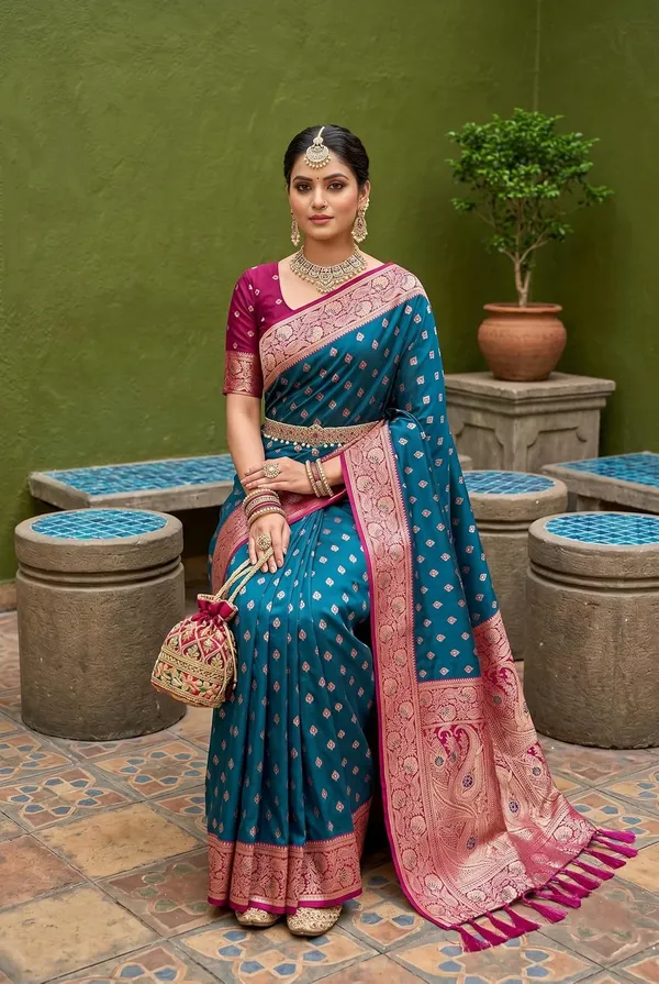 Silk_Saree_With_Blouse_Piece