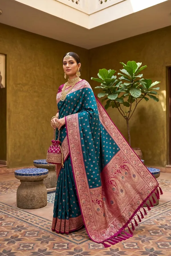Silk_Saree_With_Blouse_Piece
