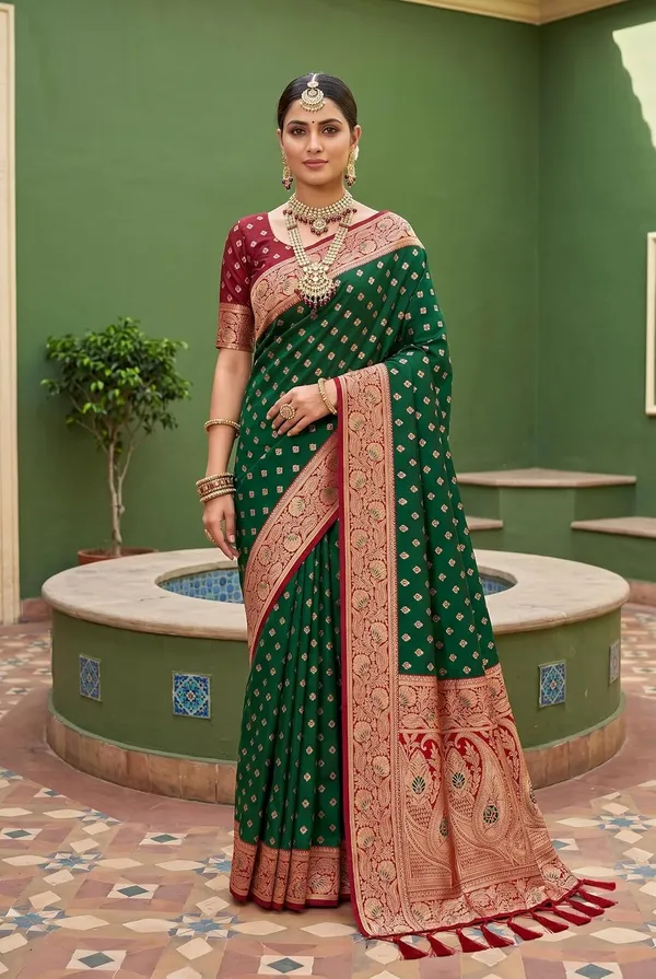 Silk_Saree_With_Blouse_Piece
