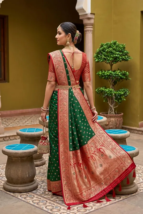 Silk_Saree_With_Blouse_Piece