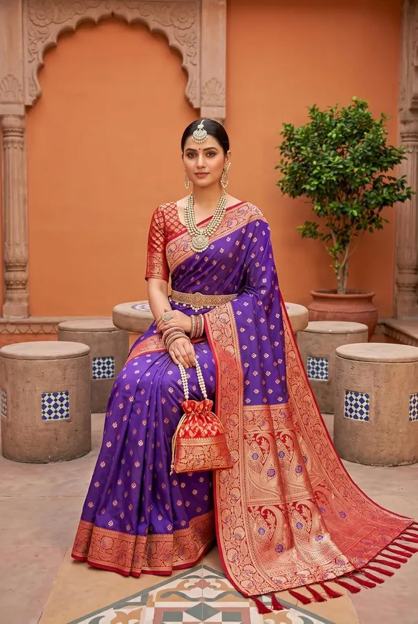 Silk_Saree_With_Blouse_Piece