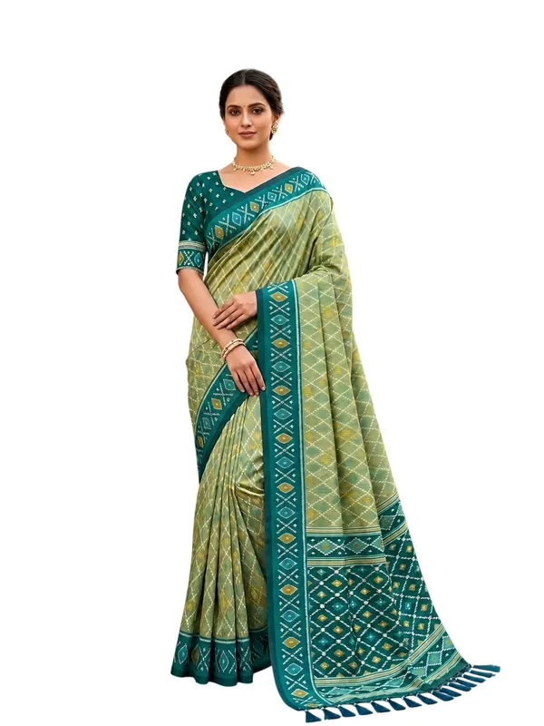 Patola_Silk_Saree_With_Blouse_Piece