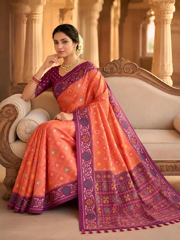 Patola_Silk_Saree_With_Blouse_Piece