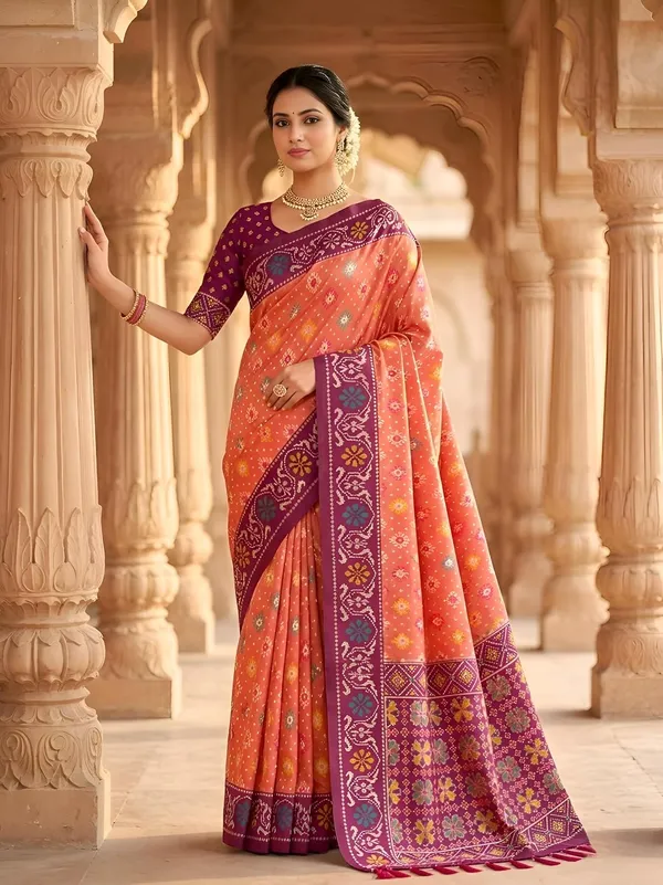Patola_Silk_Saree_With_Blouse_Piece