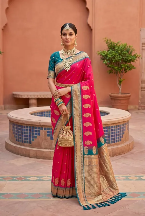 Silk_Saree_With_Blouse_Piece