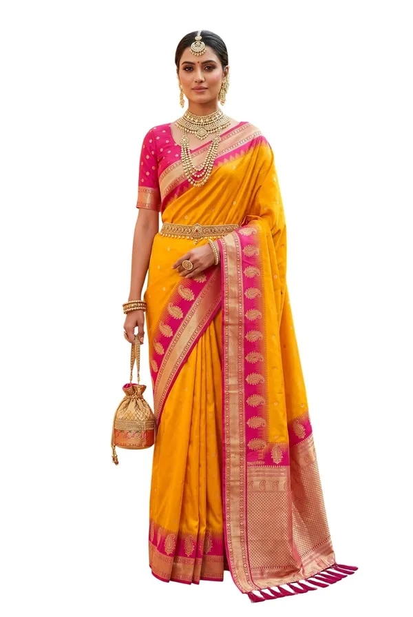 Silk_Saree_With_Zari_Weaving_And_Blouse_Piece