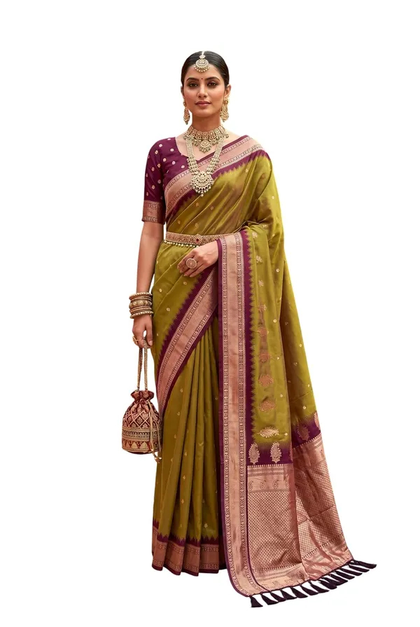 Silk_Saree_With_Zari_Weaving_And_Blouse_Piece