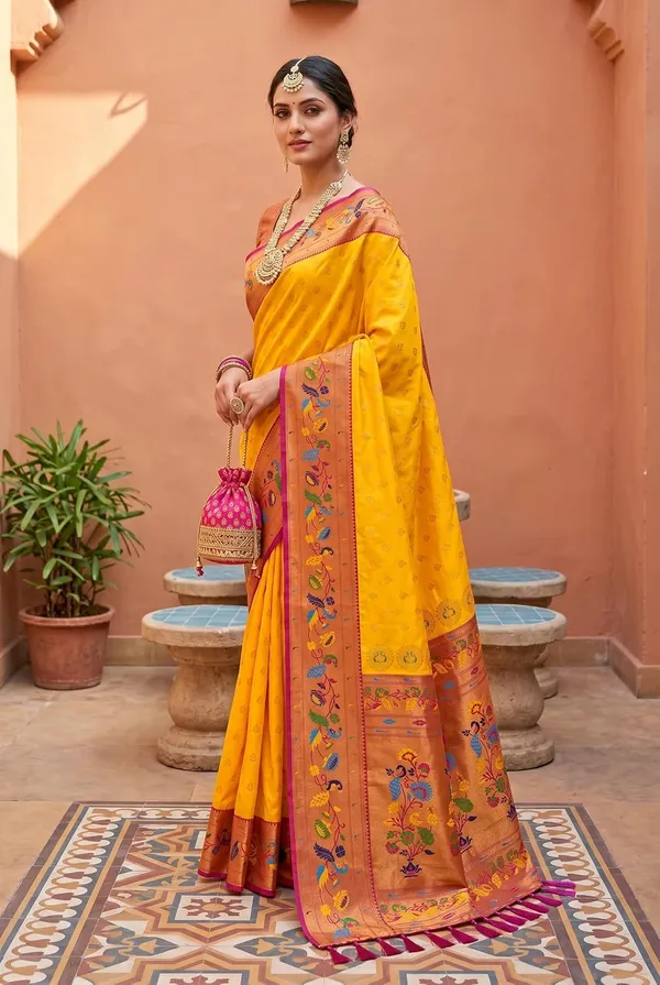 Paithani_Silk_Saree_With_Blouse_Piece