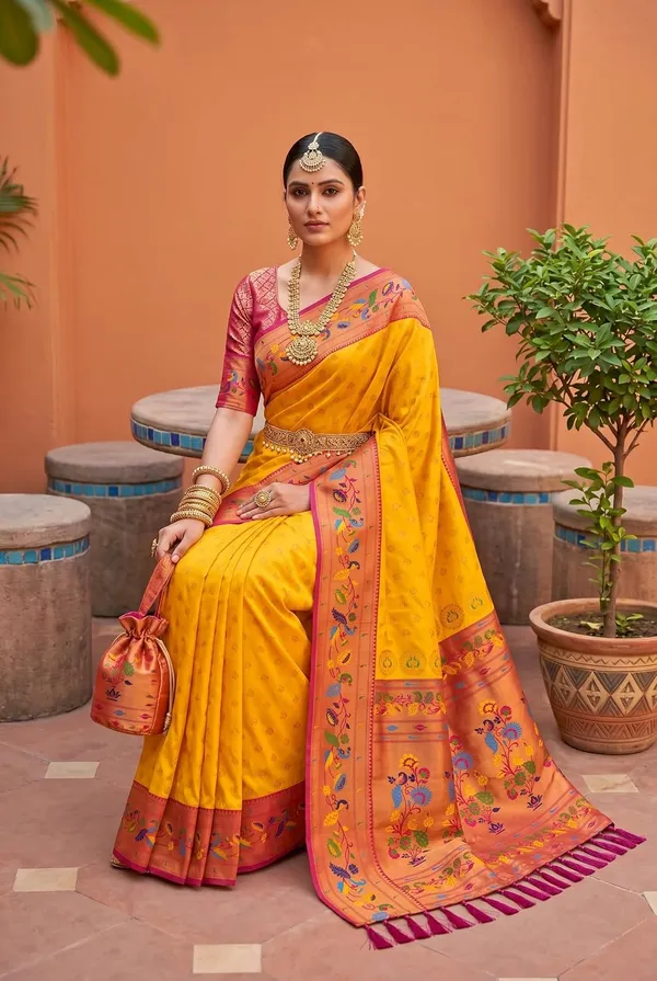 Paithani_Silk_Saree_With_Blouse_Piece