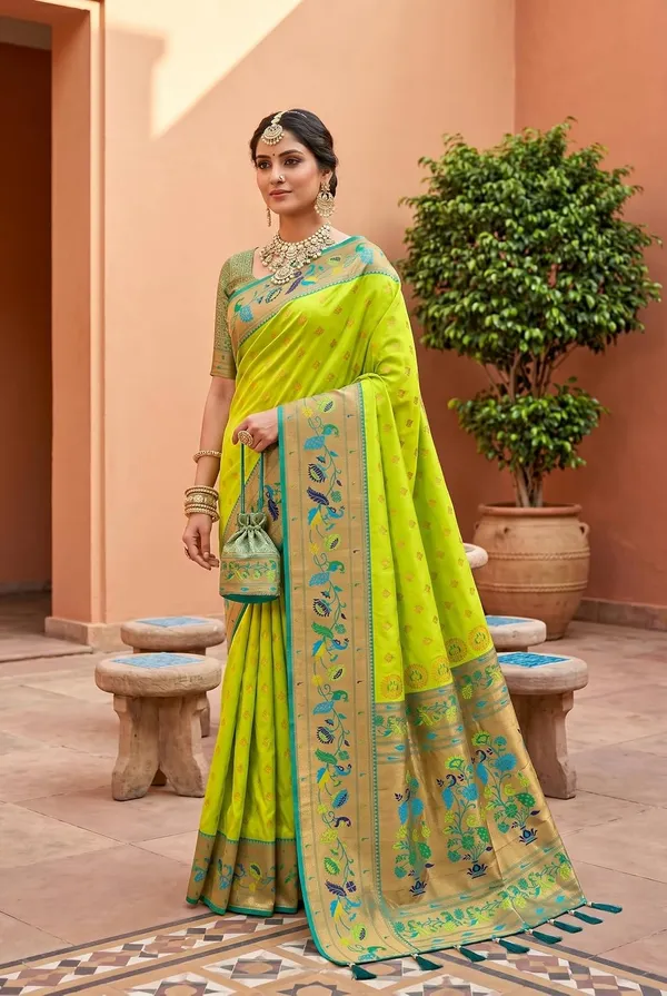 Paithani_Silk_Saree_With_Blouse_Piece