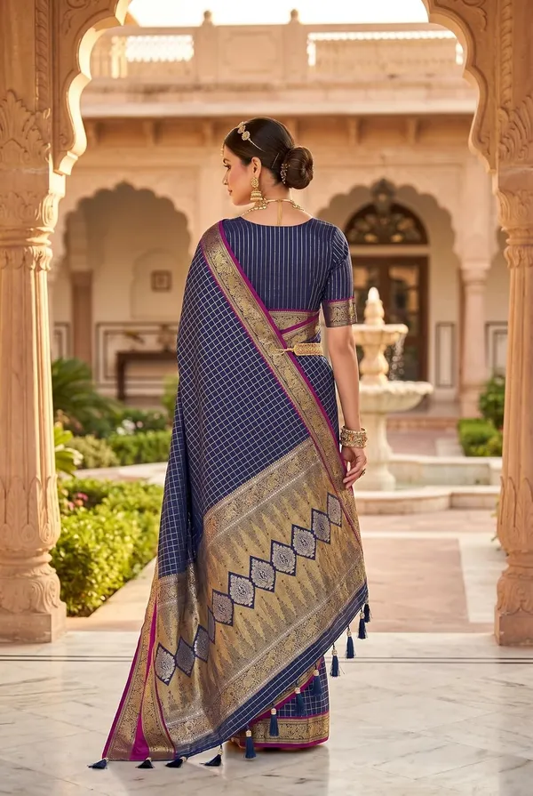 Silk_Saree_With_Blouse_Piece