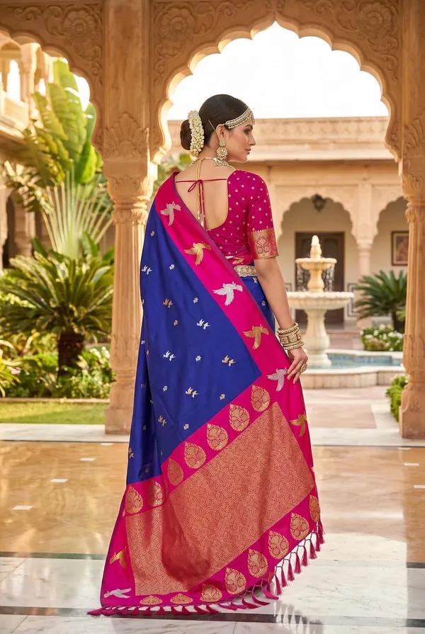 Silk_Saree_With_Zari_Weaving_And_Blouse_Piece