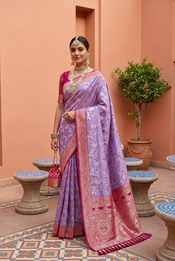 Banarasi_Silk_Saree_With_Zari_Weaving