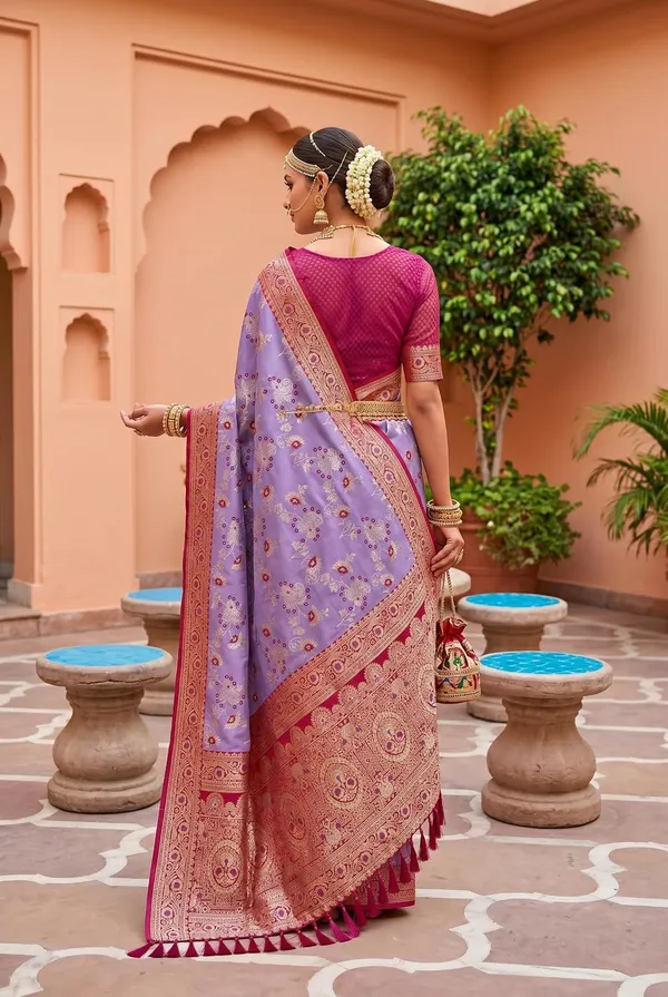 Banarasi_Silk_Saree_With_Zari_Weaving