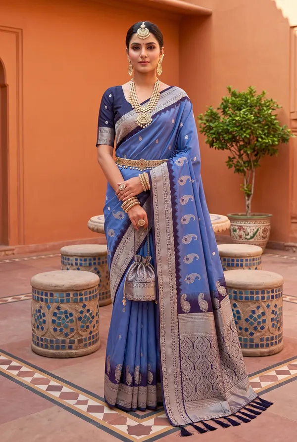 Banarasi_Silk_Saree_with_Silver_Zari_Paisley_Weaving