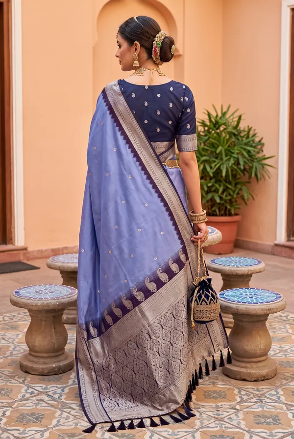 Banarasi_Silk_Saree_with_Silver_Zari_Paisley_Weaving