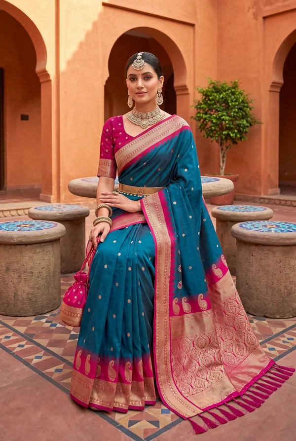 Banarasi_Silk_Saree_with_Silver_Zari_Paisley_Weaving